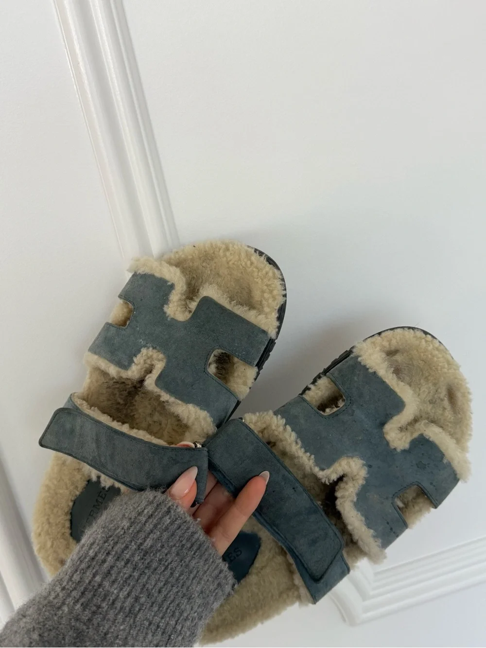 Hermès Shearling Chypres in blue Cream - Picture 2 of 3